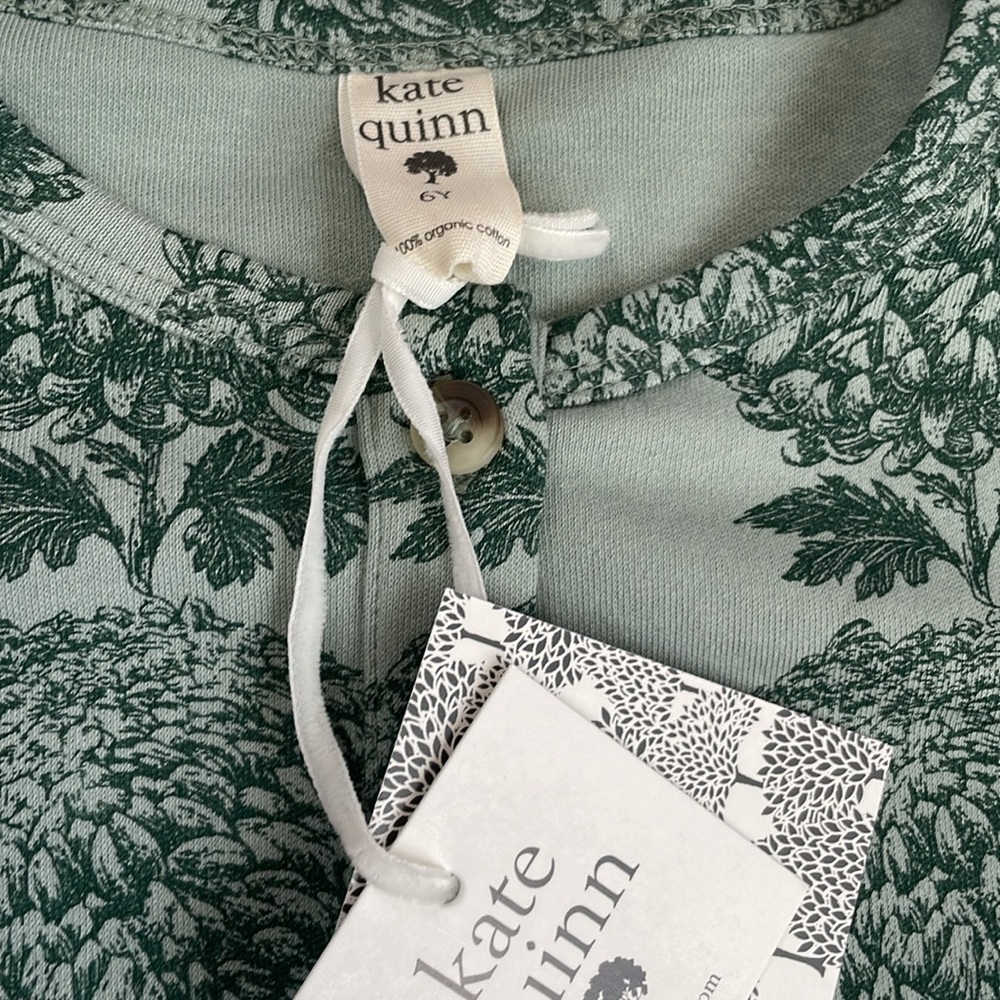NWT 6Y Kate Quinn organic button down long sleeved shirt w blue chrysanthemums - Picture 3 of 3
